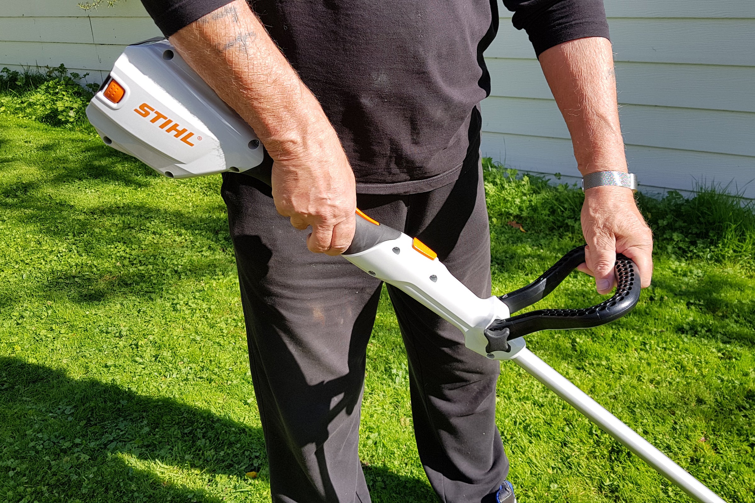 stihl-fsa-56-grass-trimmer-17-1-jpg.jpg