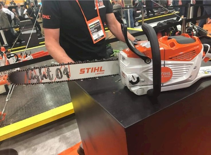 Cordless chainsaw STIHL MSA 300 C 